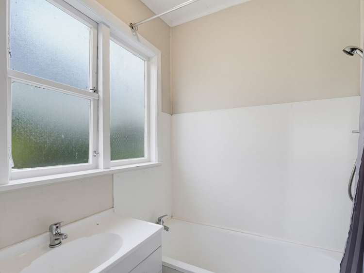 19 Hereford Street West End_26