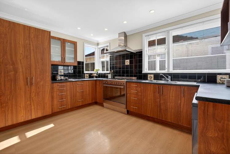 82 Oxford Terrace Epuni_13