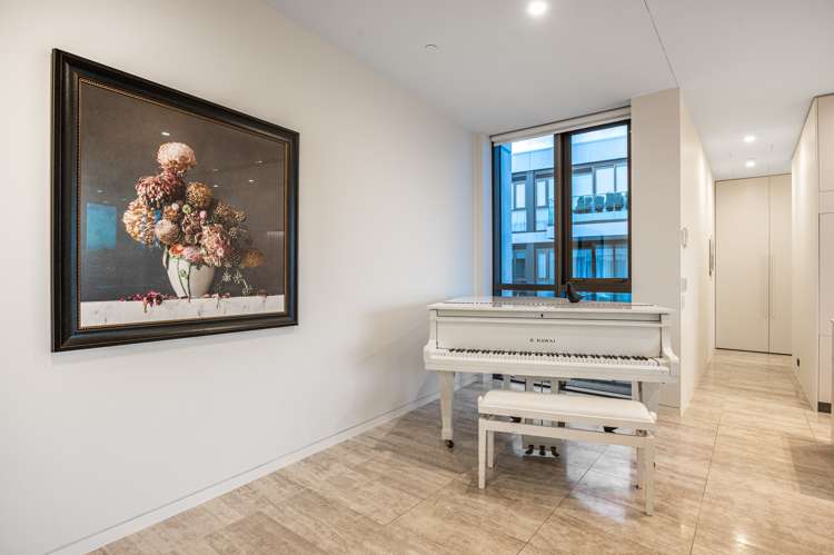 402/10 Saint Marks Road Remuera_11