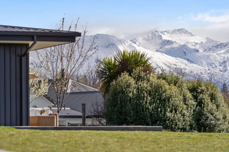 10 Divers Lane Wanaka_12
