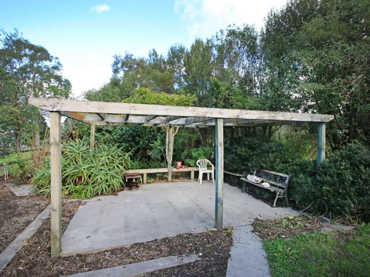 2110 State Highway 56 Longburn_18