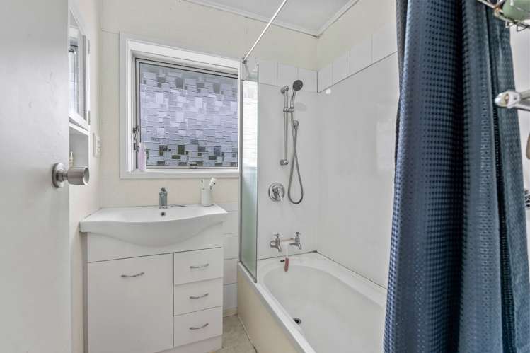 6/5 Second Avenue Avenues_7