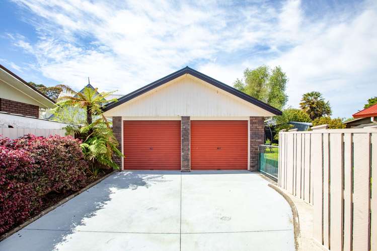 4 Sharpley Place Chartwell_24