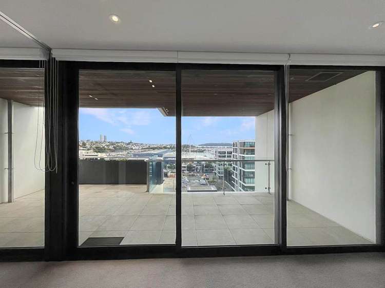 803/141 Pakenham Street West City Centre_7