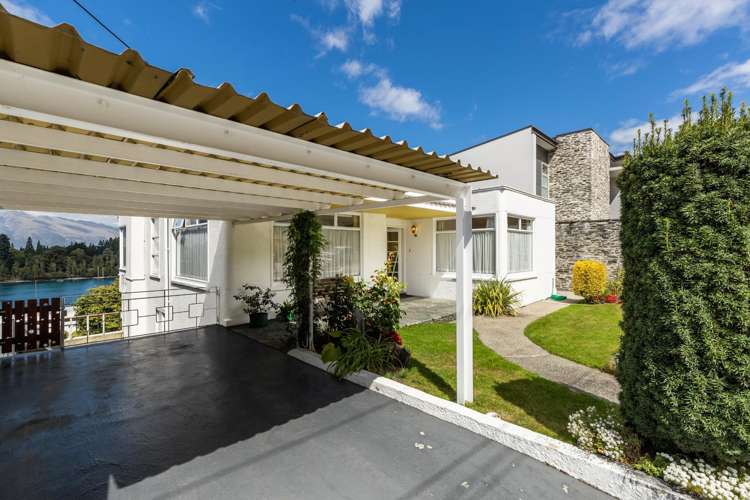 36 Man Street Queenstown_11