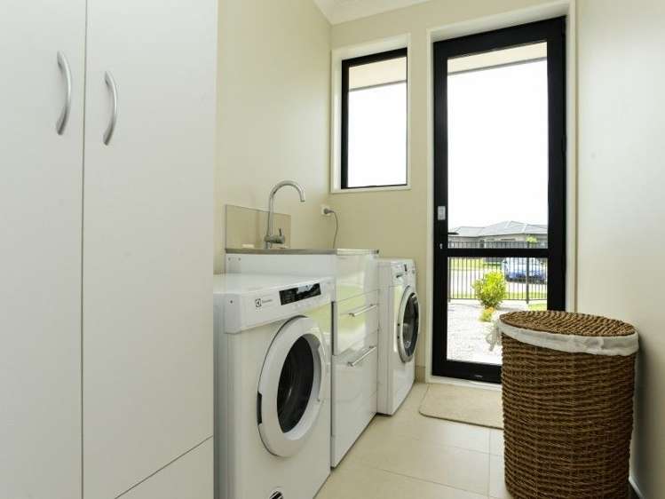 12 Pukaki Place Poraiti_16