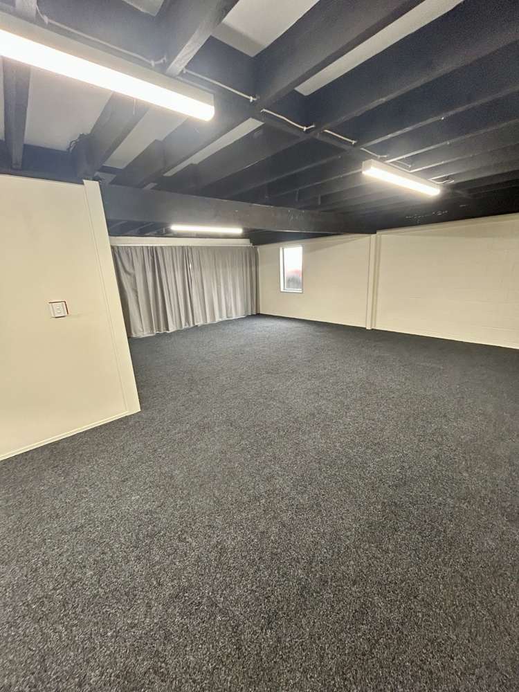 12A Mizpah Road Waiake_21