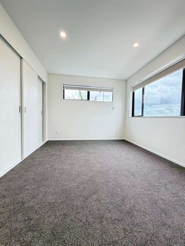 4/29 Crown Crescent Otara_2