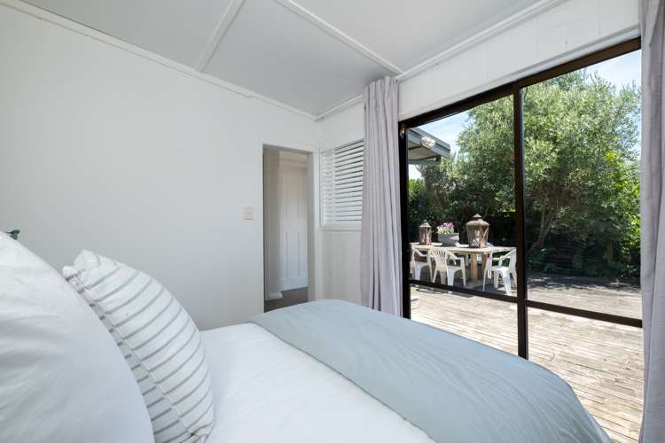 24 Wellwood Terrace Te Awanga_11