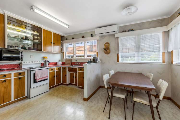 13 Beaubank Road Kelston_8