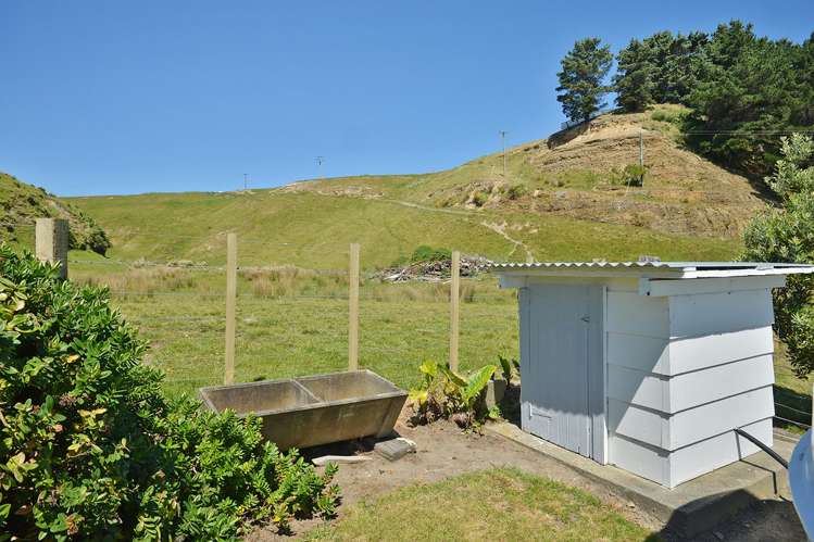 38 Lake Ferry Road Lake Ferry_13