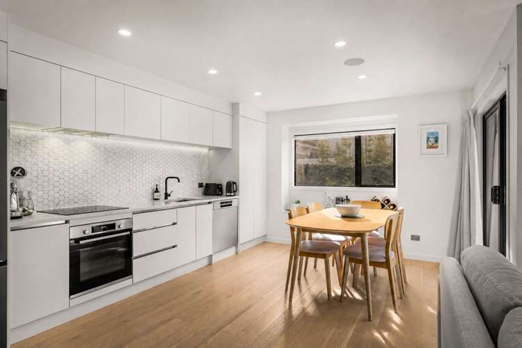11C Hamilton Road Herne Bay_8