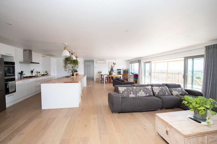 71 Esk Road Miranda_7