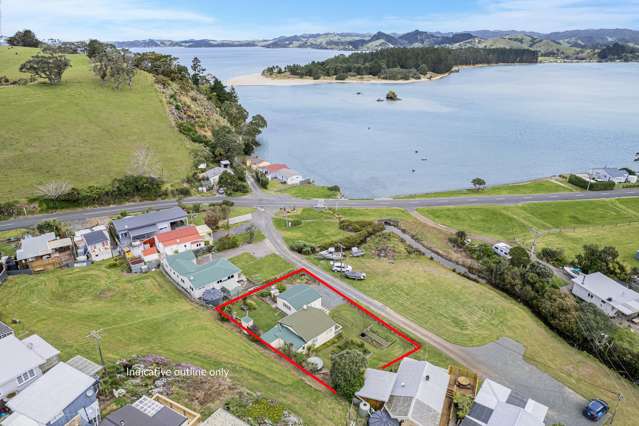 8 Hugh Barron Way Whananaki_2