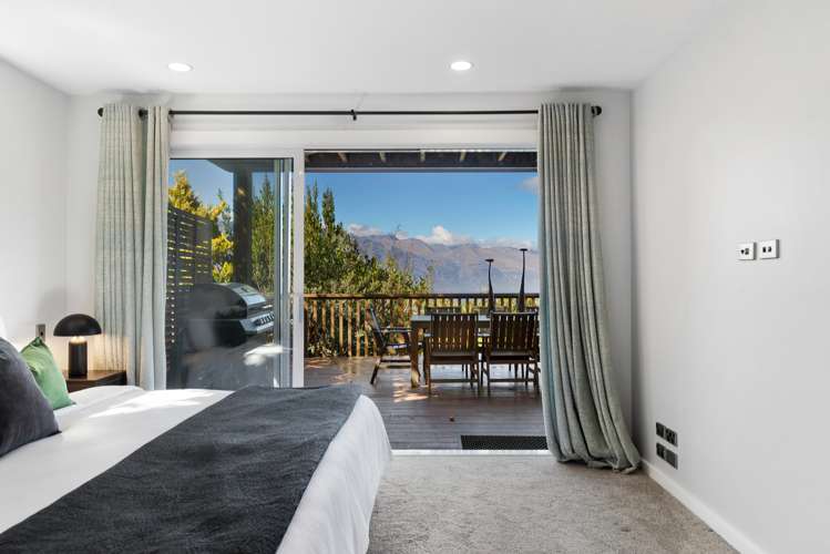 115 Wynyard Crescent Fernhill/Sunshine Bay_22