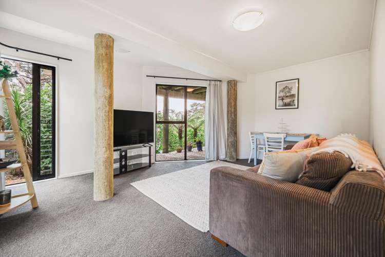 64 Ridge Road Mahurangi East_22