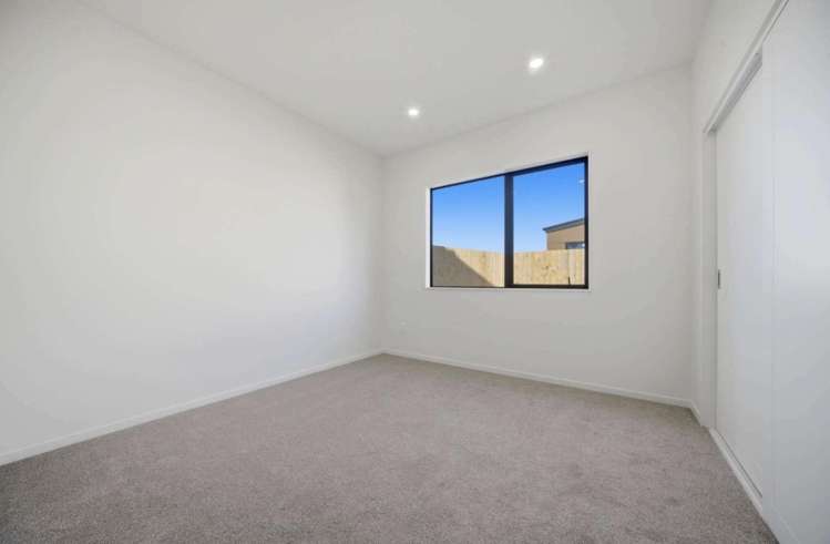 6 Stableford Crescent Opaheke_13