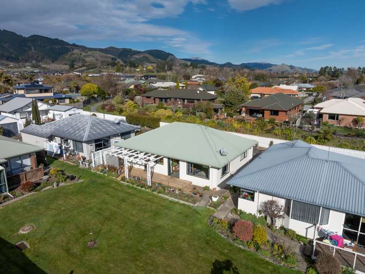 21 Hawthorn Way Richmond_11