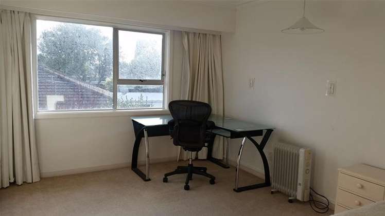 6 Gothic Place Ilam_13