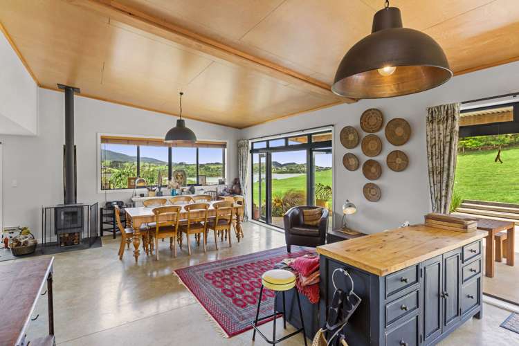 239 Hills Road Raglan_7