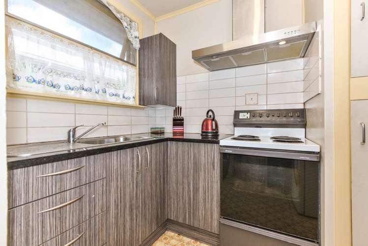 2/7 Allenby Road Panmure_5