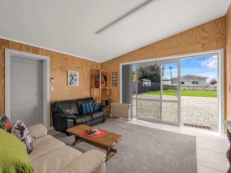 4 London Street Dannevirke_11