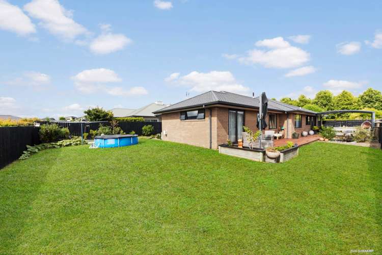 6 Robert Might Road Kumeu_17