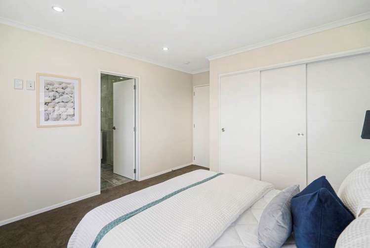 10 Drumnachonagher Road Flat Bush_2