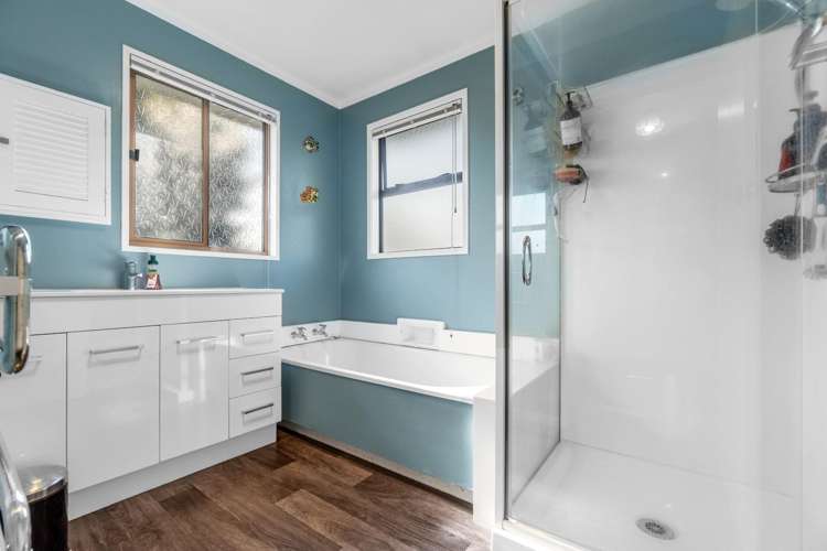 74 Oakfield Crescent 1136_4