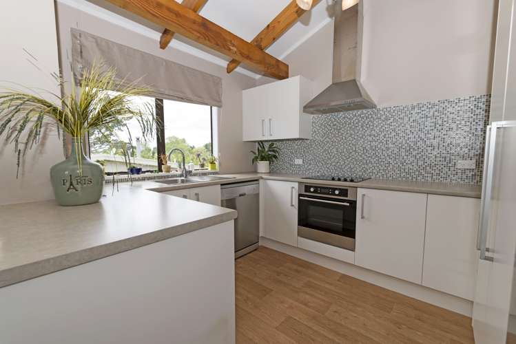 9/390 West Coast Road Glen Eden_7