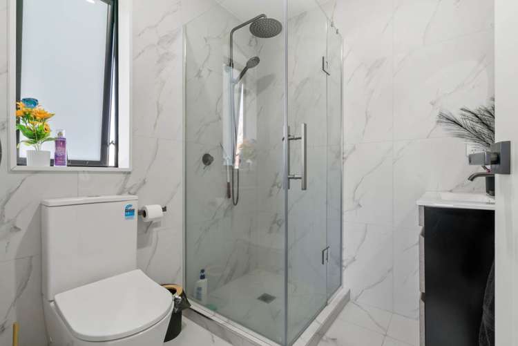 1/19 Calvert Avenue Mangere East_7