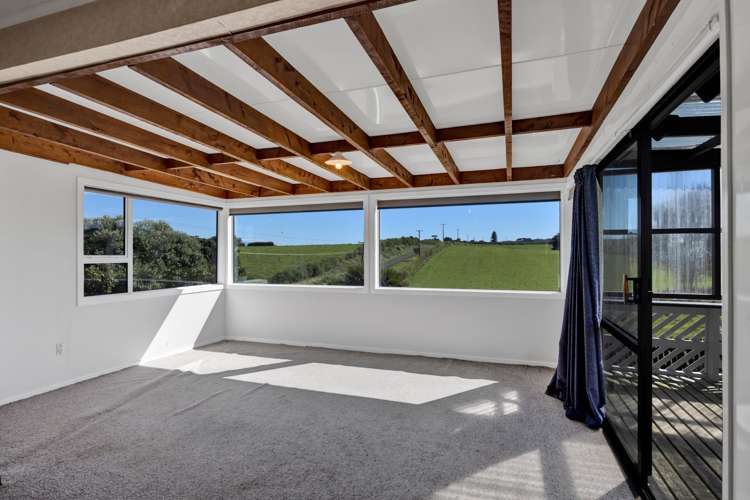 67 Hurley Road Patea_13