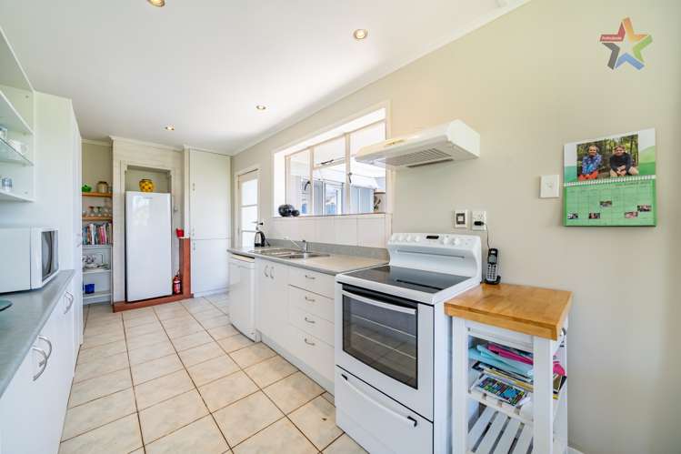 101 Pomare Road Tirohanga_12