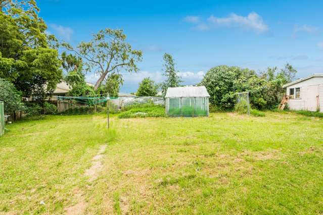 5 Hurley Place Kelston_4