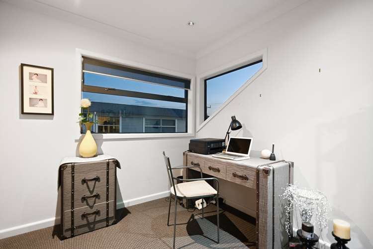 902 River Road Queenwood_19