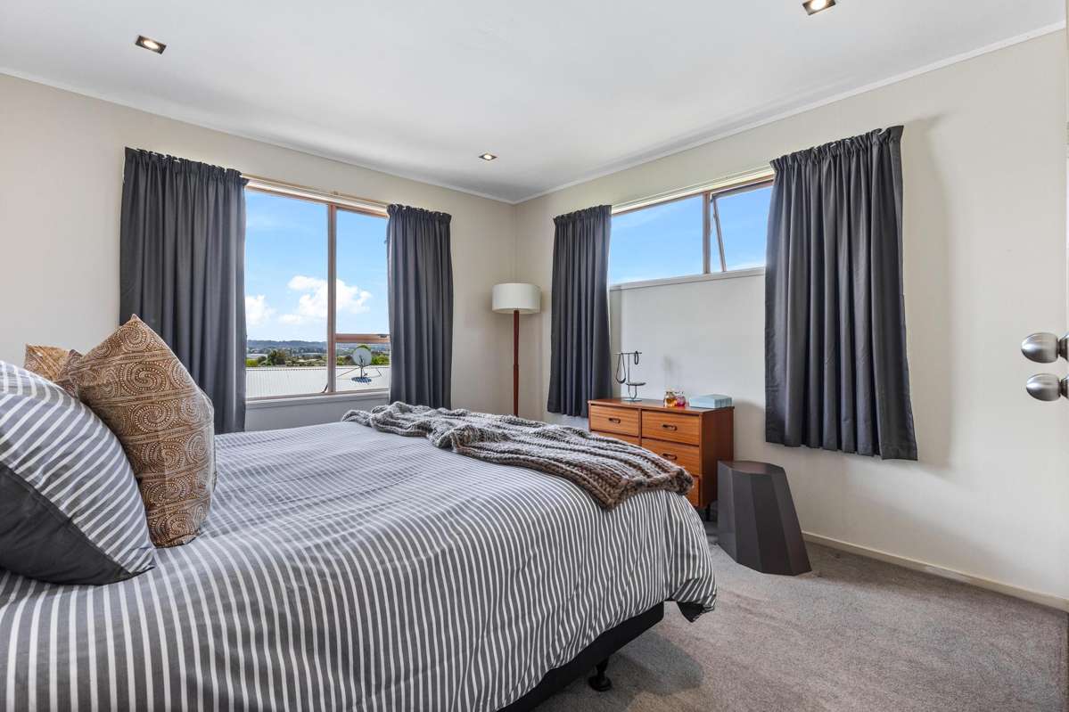 27 Longreach Drive_4