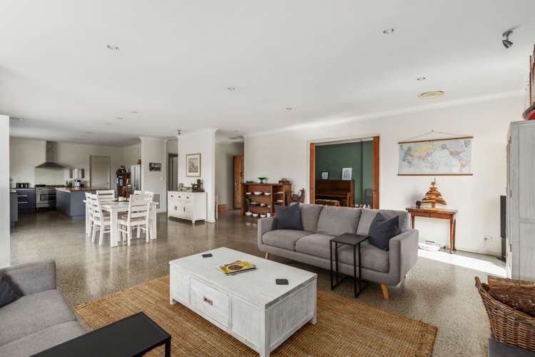 1/239 Lake Ferry Road Martinborough_6