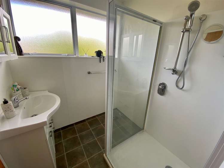 6 Christie Street Balclutha_18