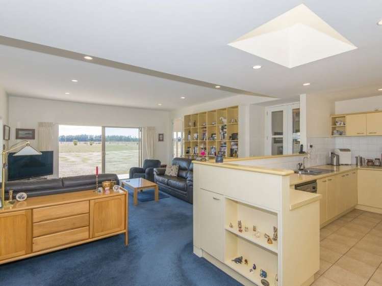 2/1830 West Coast Road Kirwee_6