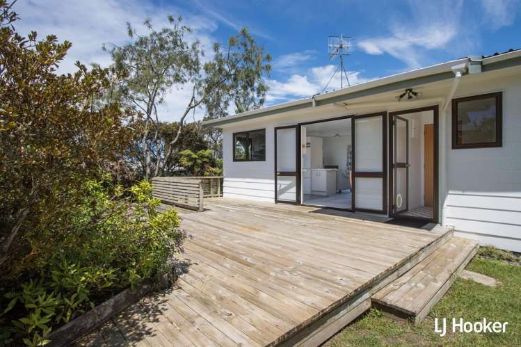 136 Athenree Road Athenree_11