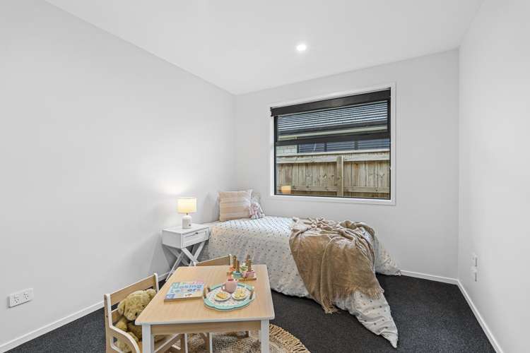 1/5 Massey Street Westown_11