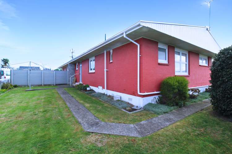 2a Newbourne Crescent Redwoodtown_10