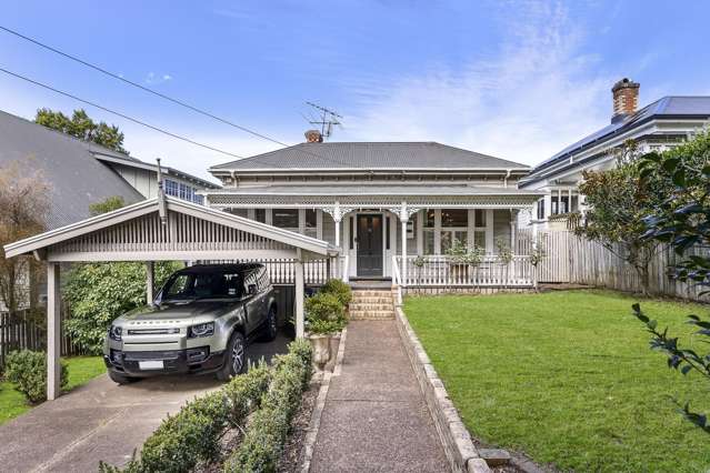 Original Square-Front Villa - Rare Opportunity