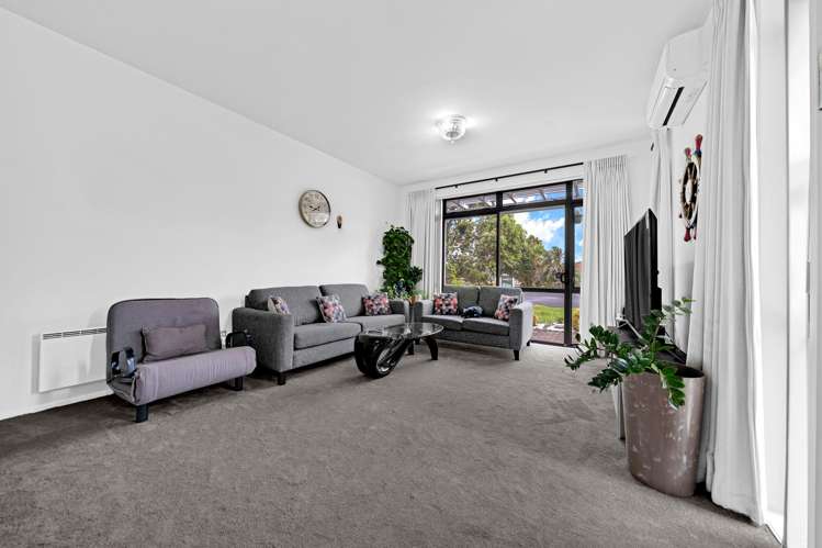 17/2 Armoy Drive East Tamaki_4