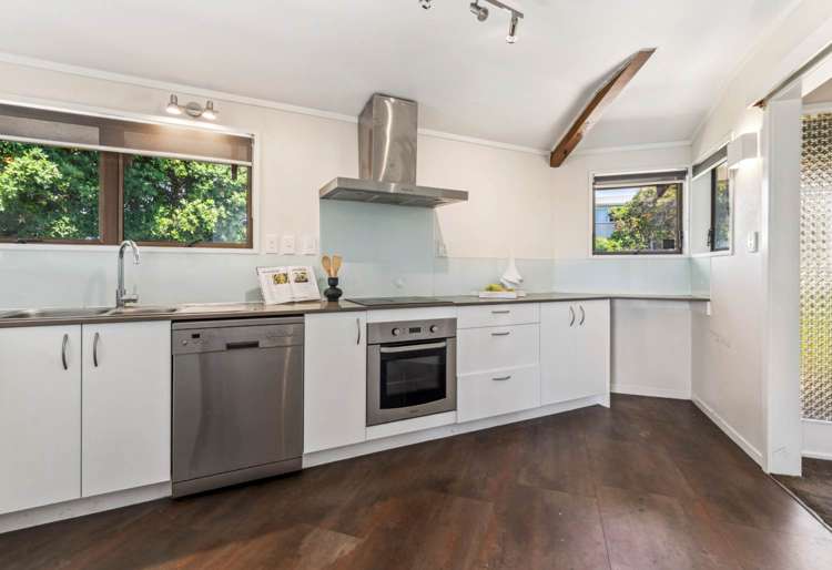 166 Clovelly Road Bucklands Beach_3