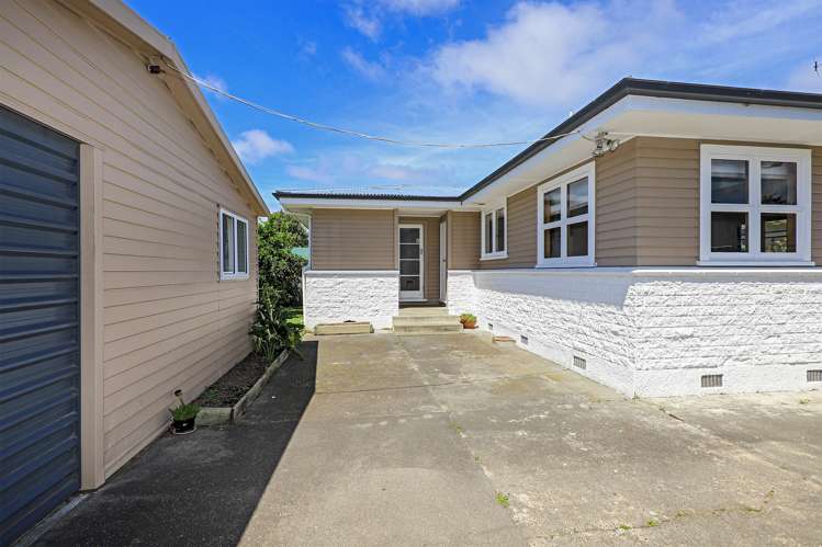 38 Oldham Avenue Onekawa_17