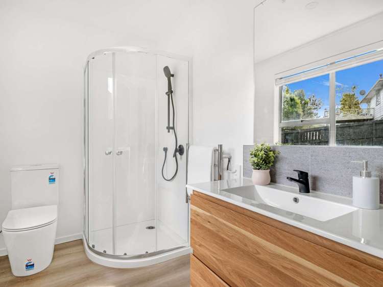 9 Tahu Crescent Sunnynook_12