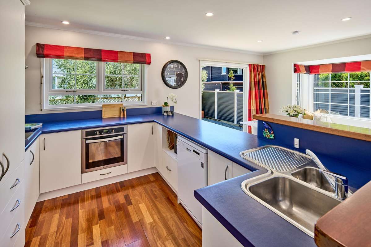 35B Cheviot Road, Lowry Bay_1