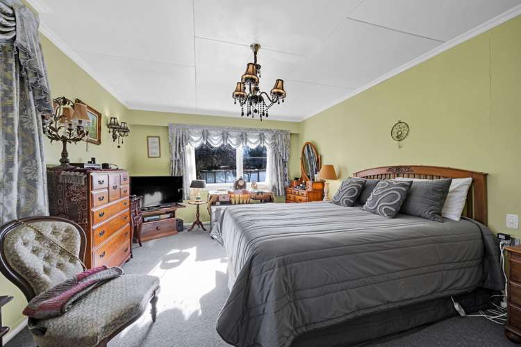 24 Castle Street Eltham_12