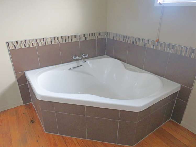 26 Dennis Avenue Hillpark_20